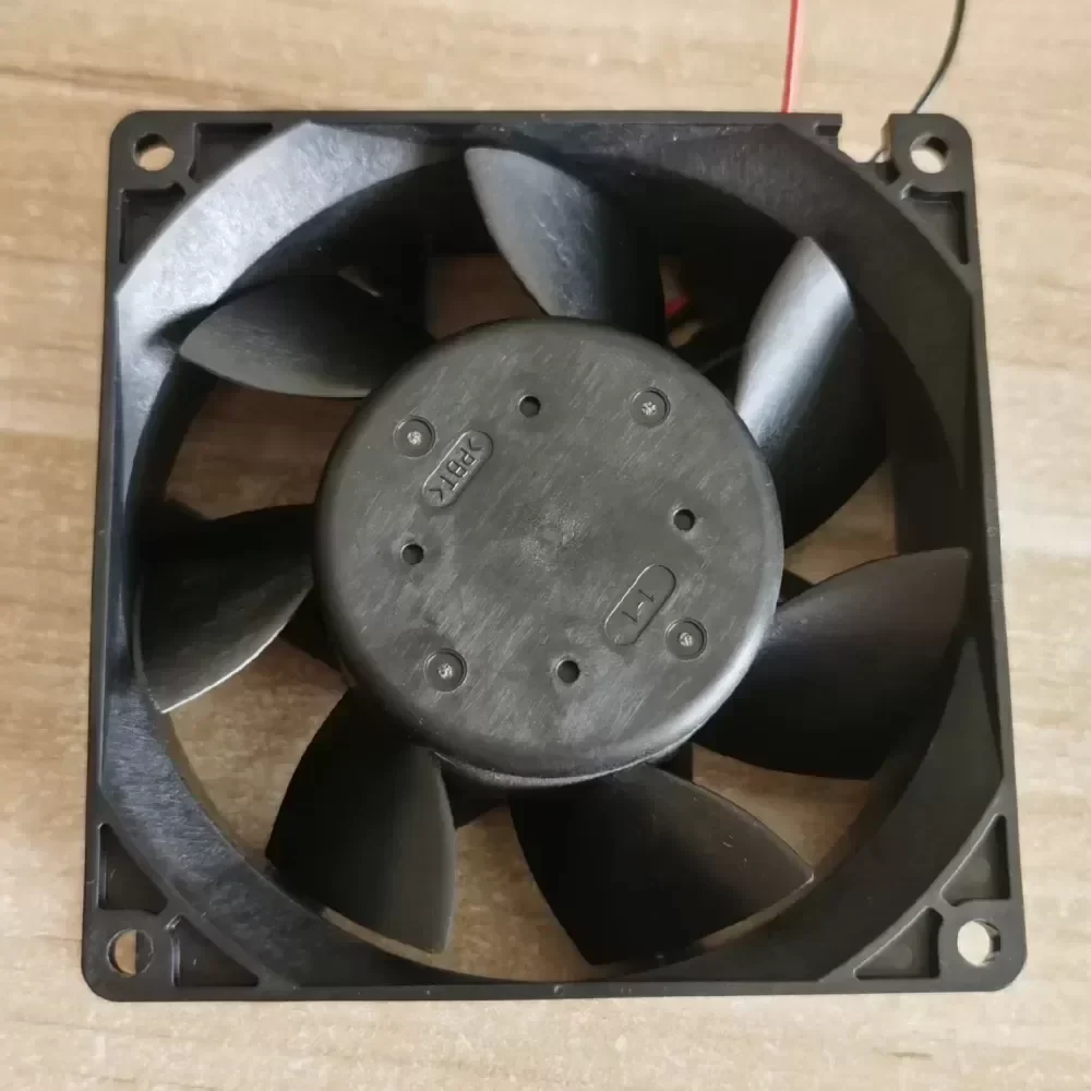 3615RL-05W-B40 NMB 9238/24V fan 3615RL-05W-B40 NMB 9238/24V fan