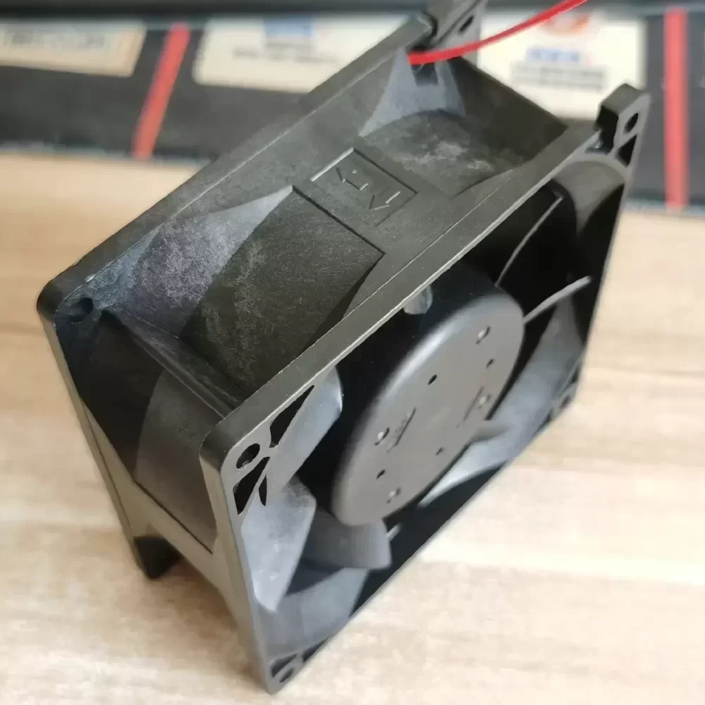 3615RL-05W-B40 NMB 9238/24V fan 3615RL-05W-B40 NMB 9238/24V fan