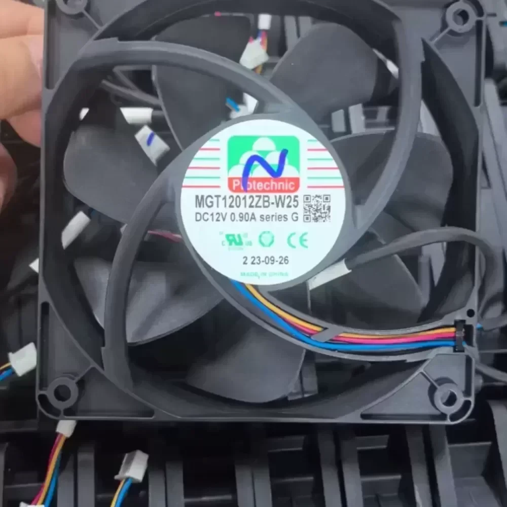 MGT12012ZB-W25 Protechnic cooling fan