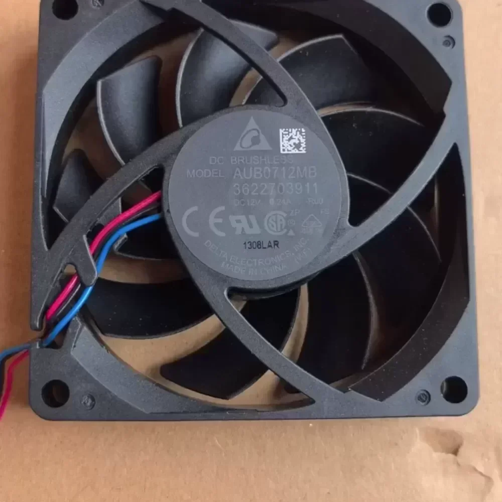 Delta AUB0712MB cooling fan
