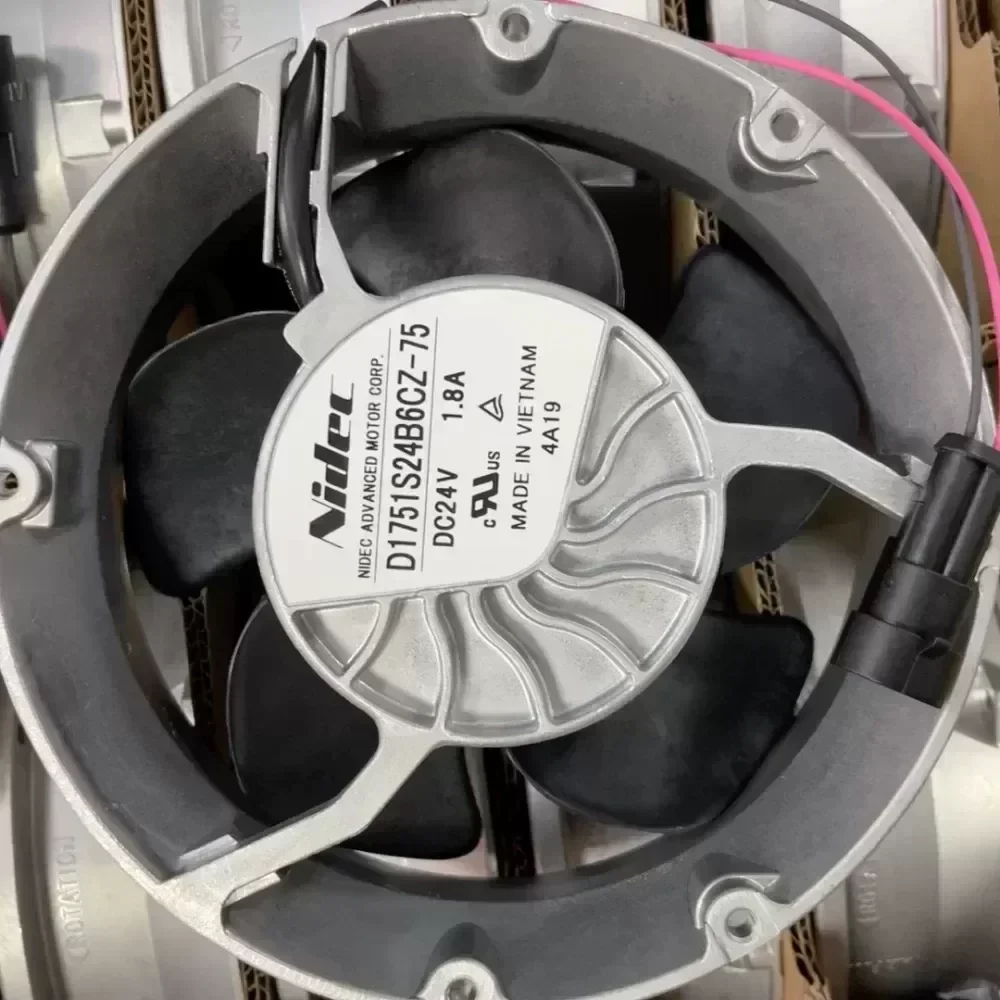 D1751S24B6CZ-75 Nidec 24V 1.8A fan D1751S24B6CZ-75 Nidec 24V 1.8A fan