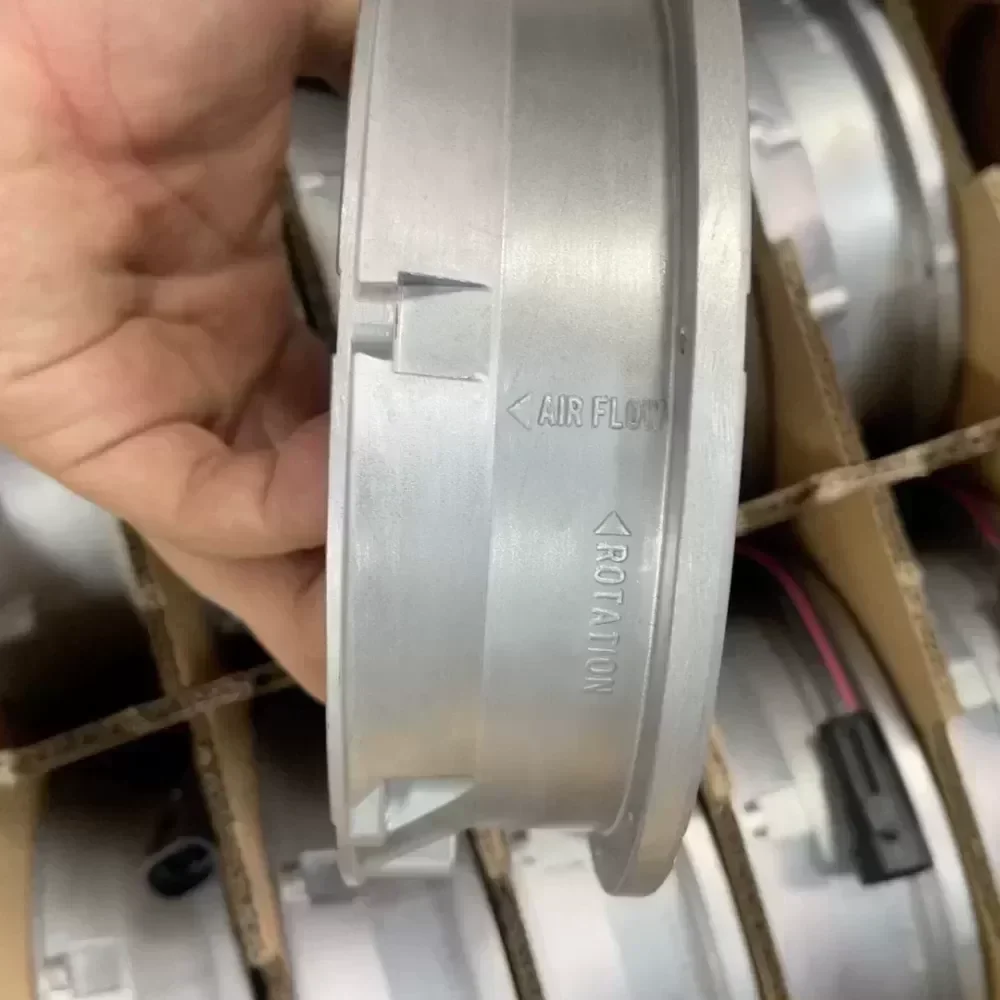 D1751S24B6CZ-75 Nidec 24V 1.8A fan D1751S24B6CZ-75 Nidec 24V 1.8A fan