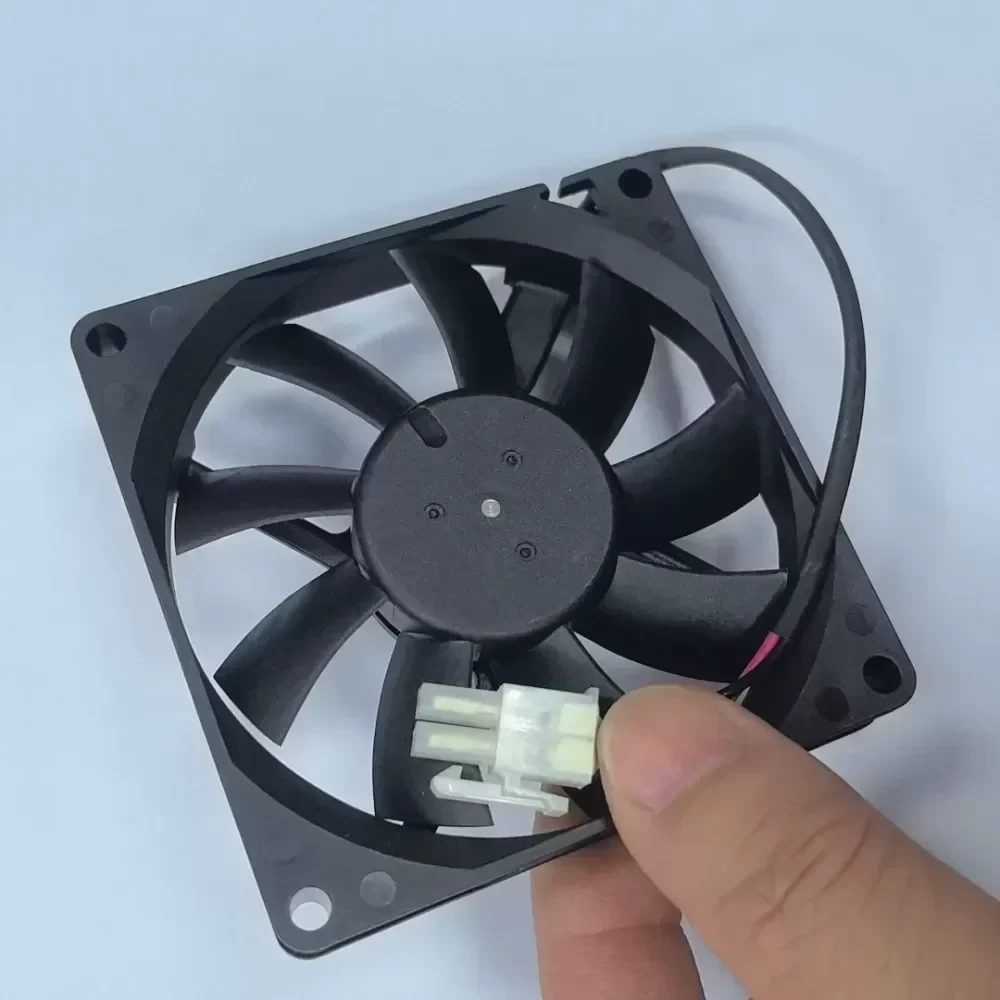 Delta’s AFB0812SHB fan 80x80x15mm Delta’s AFB0812SHB fan 80x80x15mm