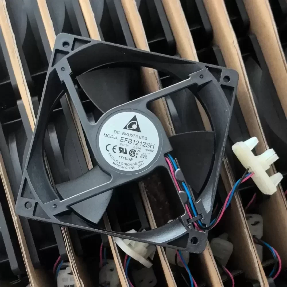 EFB1212SH Delta 12V 0.75A 12CM fan