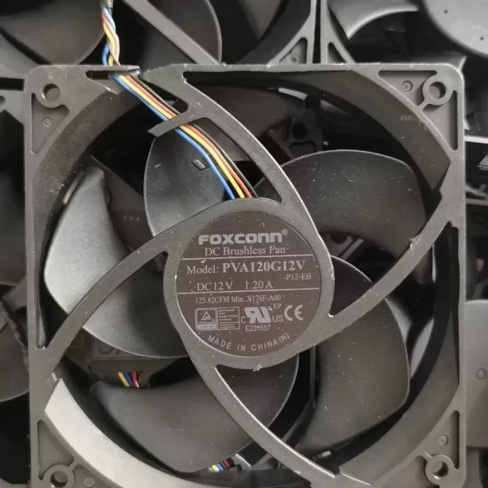PVA120G12V Foxconn 12025/12V 4-wire PWM fan PVA120G12V Foxconn 12025/12V 4-wire PWM fan