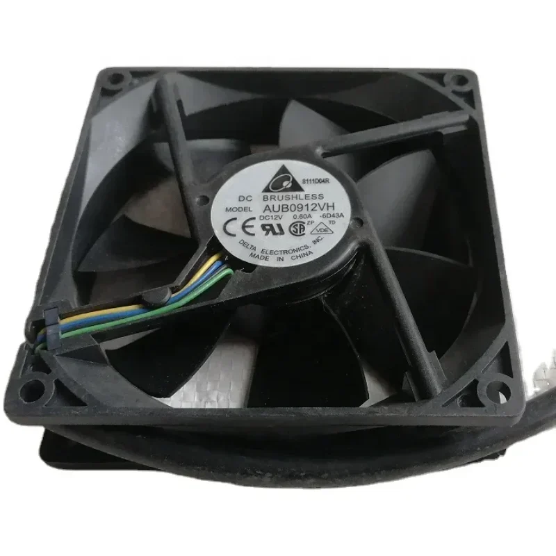 Delta AUB0912VH 9cm 12V DC 4.8W 67.8CFM 4 Leads 3800RPM Lock Rotor Sensor Projector Tach/PWM CPU Axial Fan Delta AUB0912VH 9cm 12V DC 4.8W 67.8CFM 4 Leads 3800RPM Lock Rotor Sensor Projector Tach/PWM CPU Axial Fan