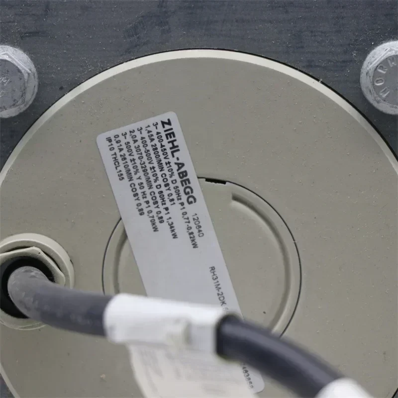 ZIEHL-ABEGG GR31M-2DK.5H.2R 120621 MK115-2DK.12U 690V AC 0.9A 800W 310mm ABB DCS800 Centrifugal Fan ZIEHL-ABEGG GR31M-2DK.5H.2R 120621 MK115-2DK.12U 690V AC 0.9A 800W 310mm ABB DCS800 Centrifugal Fan