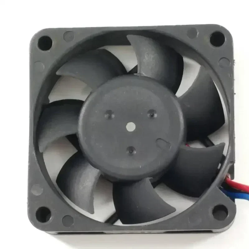 Delta AFB0512HB 12V DC 0.15A 5600RPM 14.13CFM 1.44W 3-wire Low Noise Chassis Axial Fan Delta AFB0512HB 12V DC 0.15A 5600RPM 14.13CFM 1.44W 3-wire Low Noise Chassis Axial Fan
