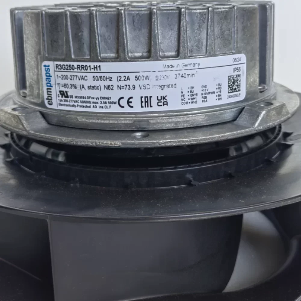 ebmpapst R3G250-RR01-H1 250mm EC Centrifugal Blowers 3740RPM 500W 1355m³/h Plastic Blades Fan 230V Free Standing ebmpapst R3G250-RR01-H1 250mm EC Centrifugal Blowers 3740RPM 500W 1355m³/h Plastic Blades Fan 230V Free Standing