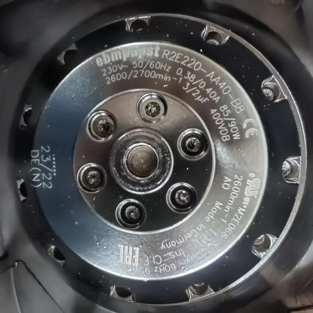 ebmpapst R2E220-AA40-B8 AC 220mm Centrifugal Industrial Fan Plastic 230V 85W 2600RPM 865m³/h Communication 2022 ebmpapst R2E220-AA40-B8 AC 220mm Centrifugal Industrial Fan Plastic 230V 85W 2600RPM 865m³/h Communication 2022