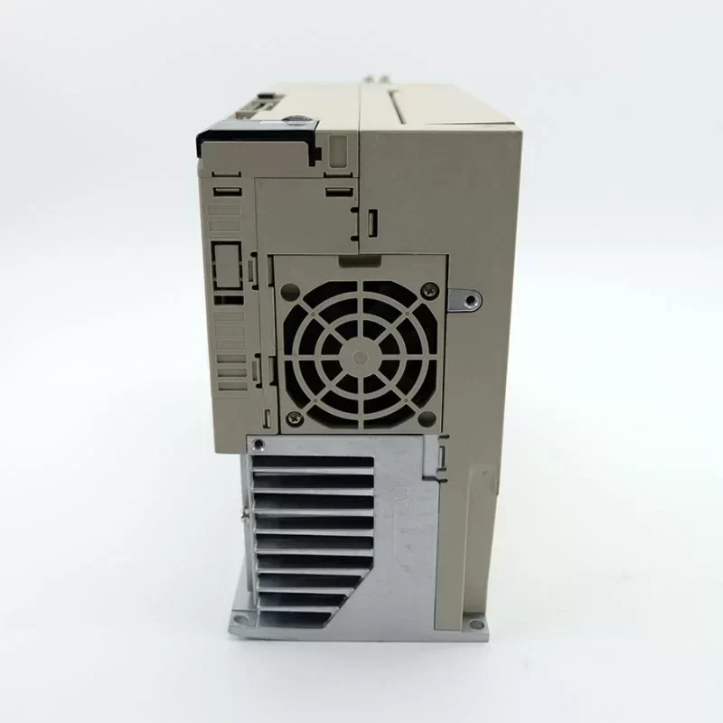 AC Servo Motor SGD7S-330A00A Input Power Supply by Yaskawa