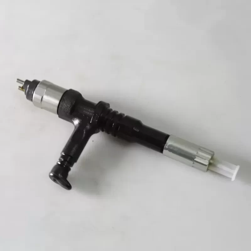 Komatsu 6251-11-3100 INJECTOR ASSEMBLY for PC400-8 PC450-8 Komatsu 6251-11-3100 INJECTOR ASSEMBLY for PC400-8 PC450-8