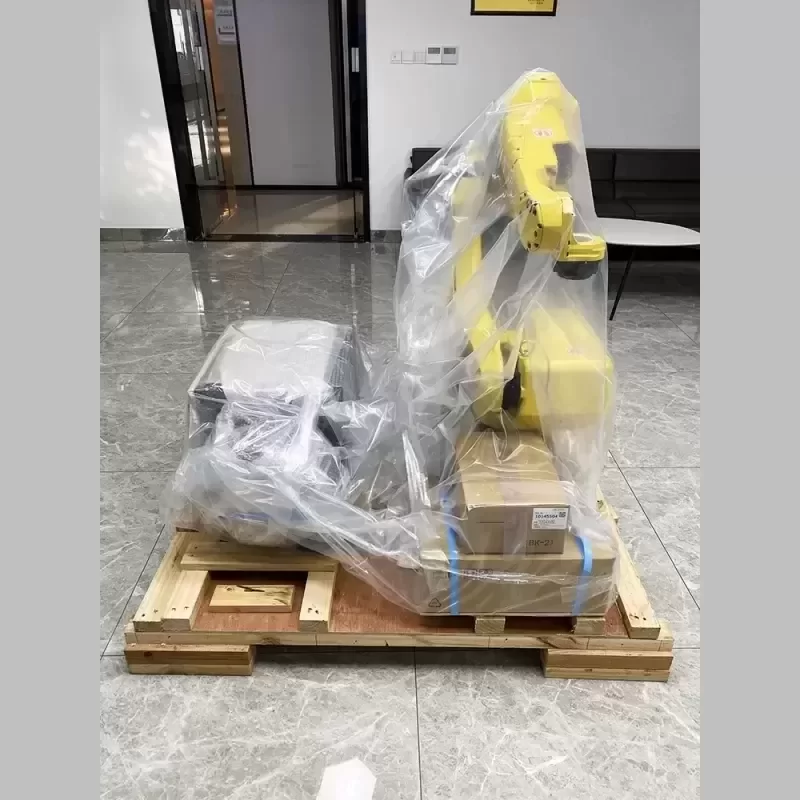 M-10iA-12 Fanuc Industrial Robot for Welding and Handling R-30ib M-10iA-12 Fanuc Industrial Robot for Welding and Handling R-30ib