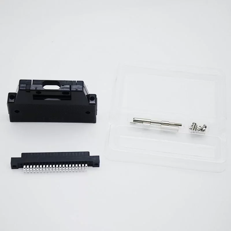 Mitsubishi 32Pin Connector A6CON1/2/3 32 Point Connector Mitsubishi 32Pin Connector A6CON1/2/3 32 Point Connector