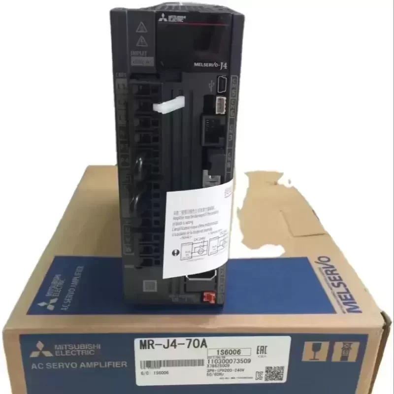 Mitsubishi MR-J4-70A Servo Motor Driver 0.7KW Rated Capacity Inverter & Converter