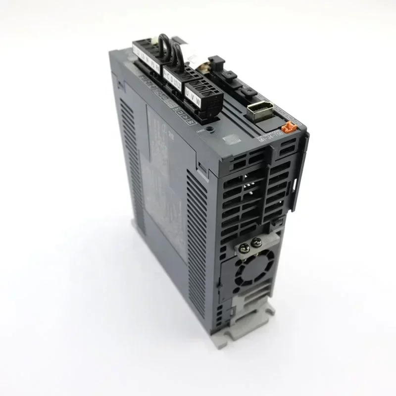 Servo Amplifier CNC Parts MR-J4-70B Mr-j4-200b Mr-j4-200b4 MR-J4-700B AC Servo Drive Unit Servo Amplifier CNC Parts MR-J4-70B Mr-j4-200b Mr-j4-200b4 MR-J4-700B AC Servo Drive Unit