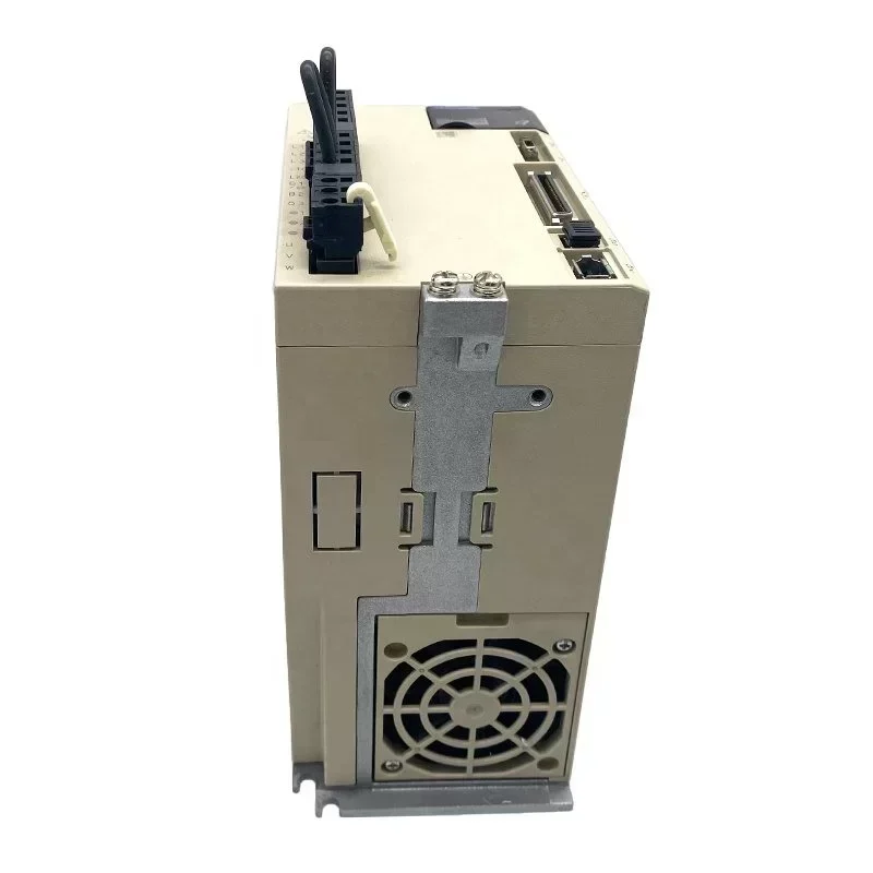 Servo Drives SGD7S-120A00A002 Servo Motor for Yaskawa Servo Drives SGD7S-120A00A002 Servo Motor for Yaskawa