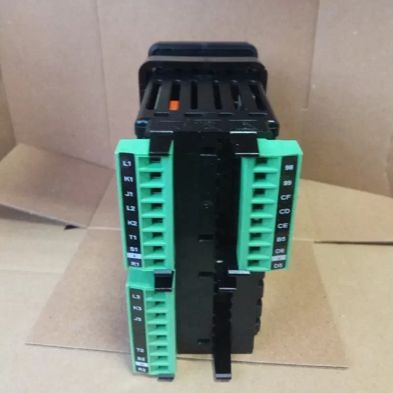 Watlow PM8C2EJ-AREAFAA PM Panel Mount Controller Watlow PM8C2EJ-AREAFAA PM Panel Mount Controller