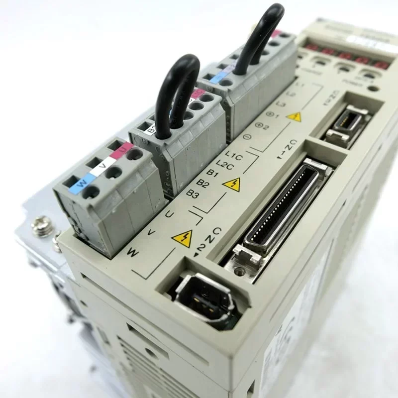 Yaskawa Ac Servo Drive SGDM-05ADA SGDM-08ADA SGDM-10ADA SGDM-15ADA Yaskawa Ac Servo Drive SGDM-05ADA SGDM-08ADA SGDM-10ADA SGDM-15ADA