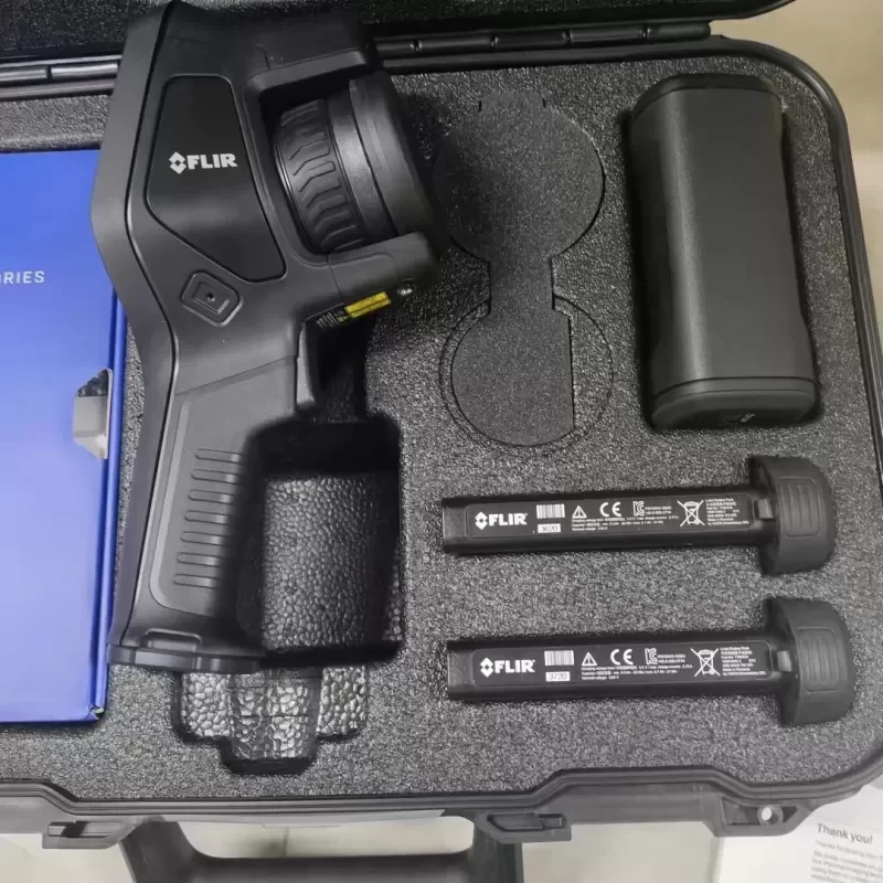 FLIR E54 Advanced Thermal Imager with 320 X 240 Resolution Fixed 24 Degree Lens (84512-1201) FLIR E54 Advanced Thermal Imager with 320 X 240 Resolution Fixed 24 Degree Lens (84512-1201)