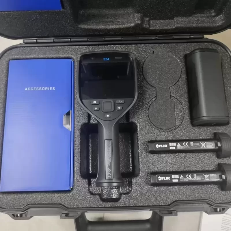 FLIR E54 Advanced Thermal Imager with 320 X 240 Resolution Fixed 24 Degree Lens (84512-1201) FLIR E54 Advanced Thermal Imager with 320 X 240 Resolution Fixed 24 Degree Lens (84512-1201)