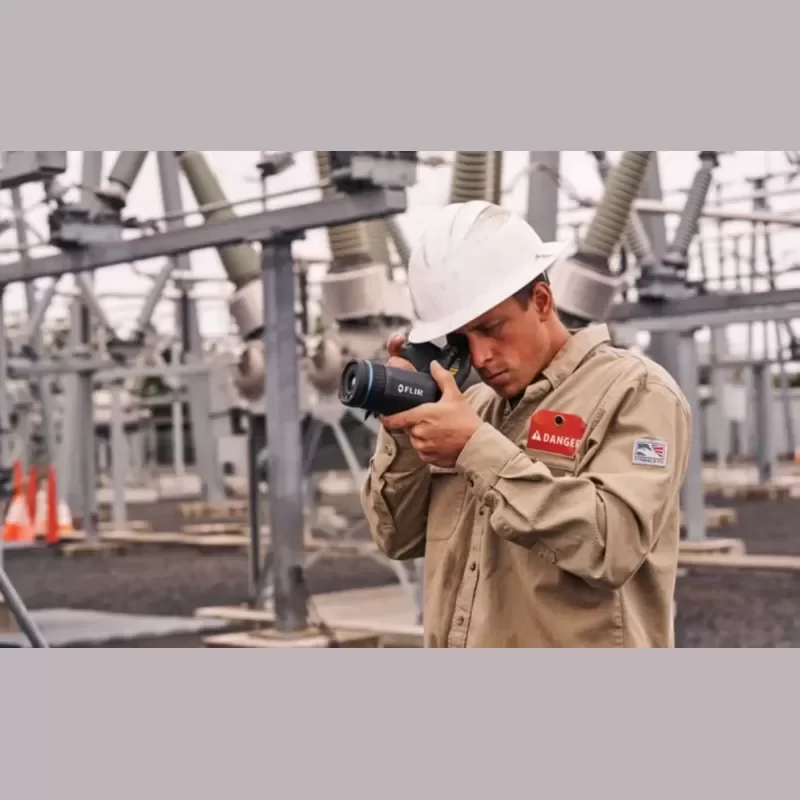 FLIR GF77 Infrared Thermal Imager HR Uncooled Optical Gas Imaging Camera FLIR GF77 Infrared Thermal Imager HR Uncooled Optical Gas Imaging Camera